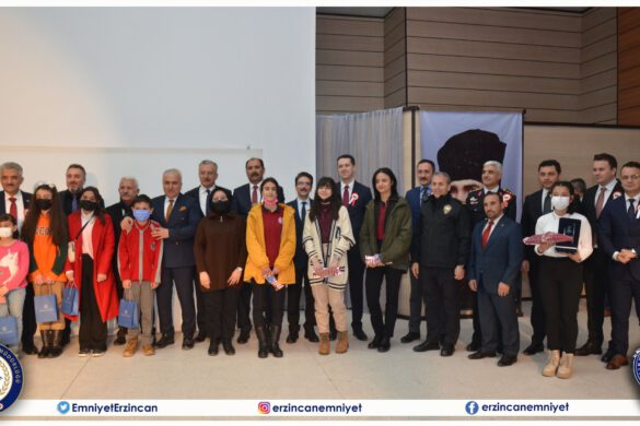 Emniyet Müdürümüz Sayın Kenan Kurt, 18 Mart Şehitleri Anma Günü ve Çanakkale Zaferi Törenlerine Katıldı Emniyet Müdürümüz Sayın Kenan Kurt, 18 Mart Şehitleri Anma Günü ve Çanakkale Zaferi Törenlerine Katıldı