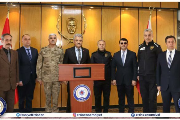 Emniyet Müdürümüz Sayın Kenan Kurt’un Makamında Asayiş Toplantısı Gerçekleşti Emniyet Müdürümüz Sayın Kenan Kurt'un Makamında Asayiş Toplantısı Gerçekleşti